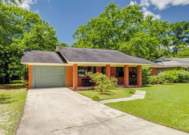 Property at 208 Lord Effingham Dr, Rincon, GA 31326, 3 beds, 2 baths