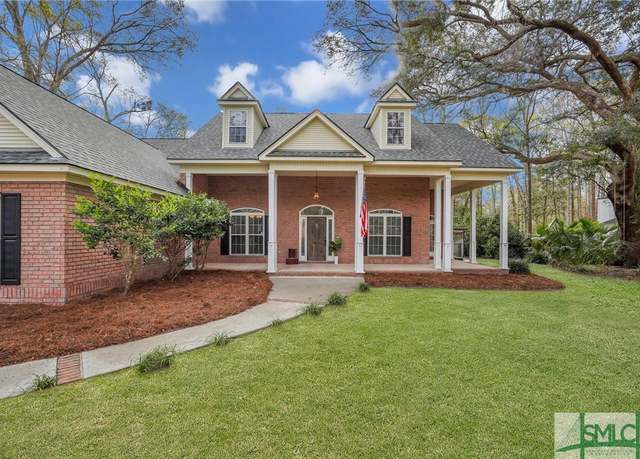 Property at 215 Mclaughlin Ct, Richmond Hill, GA 31324, 4 beds, 3.5 baths