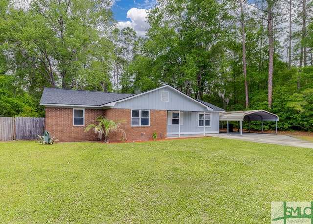 Property at 814 Kelly Dr, Hinesville, GA 31313, 3 beds, 1.5 baths