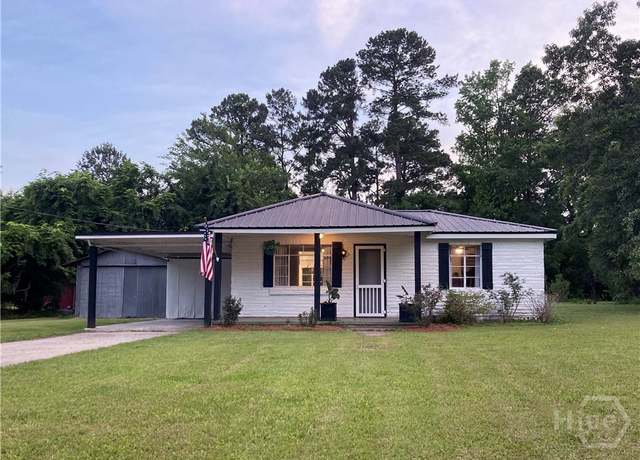 Property at 155 Oak Hill Rd, Richmond Hill, GA 31324, 2 beds, 1 bath