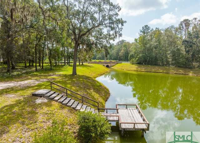 Property at 1438 Silk Hope Dr, Richmond Hill, GA 31324