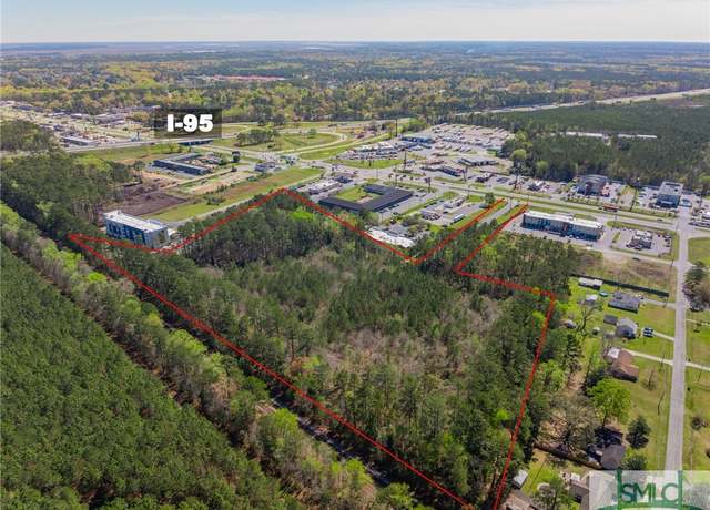 Property at 4564 Us-17 Hwy, Richmond Hill, GA 31324