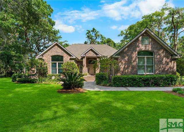 Property at 193 Belle Island Ct, Richmond Hill, GA 31324, 3 beds, 2.5 baths