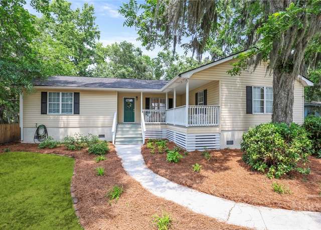 Property at 5109 Laroche Ave, Savannah, GA 31404, 3 beds, 2 baths