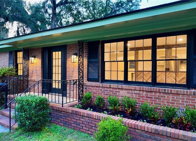 Property at 1464 E 41st St, Savannah, GA 31404, 3 beds, 1 bath