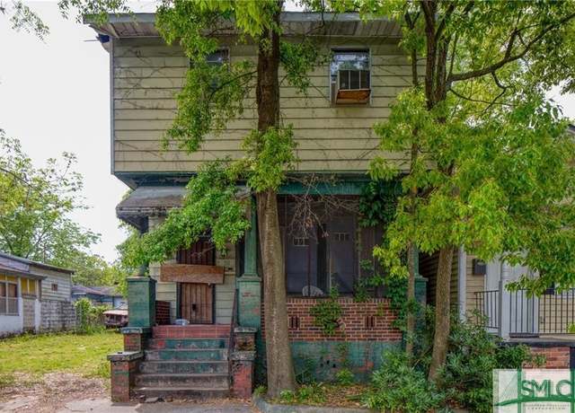 Property at 509-511 W 40th St, Savannah, GA 31415, 4 beds, 2 baths