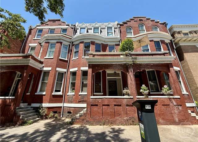 Property at 16 W Oglethorpe Ave, Savannah, GA 31401, 5 beds, 4 baths