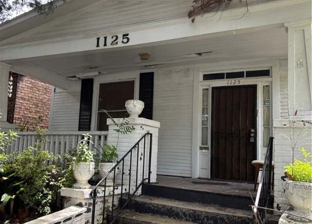 Property at 1125 E Anderson St, Savannah, GA 31404, 5 beds, 2 baths