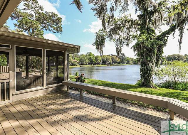 Property at 13 Copperfield Dr S, Savannah, GA 31410, 4 beds, 3.5 baths