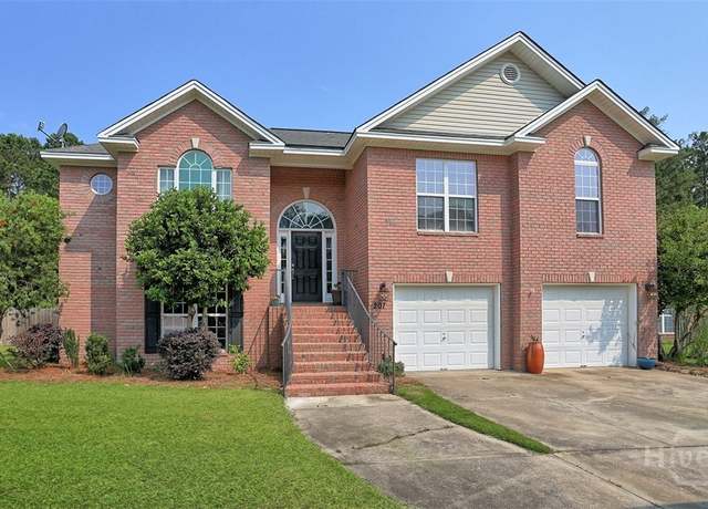 Property at 207 Pink Dogwood Ln, Pooler, GA 31322, 4 beds, 3 baths