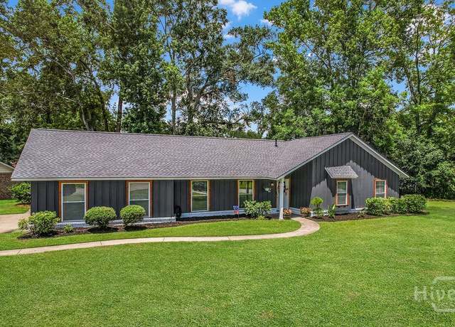 Property at 2 Indigo Ct, Savannah, GA 31406, 3 beds, 2 baths