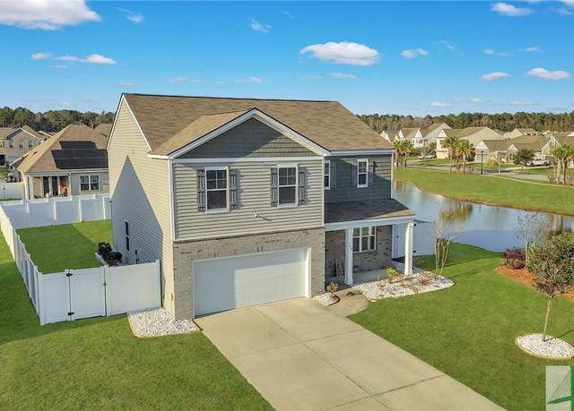 Property at 102 Troupe Dr, Savannah, GA 31407, 4 beds, 2.5 baths