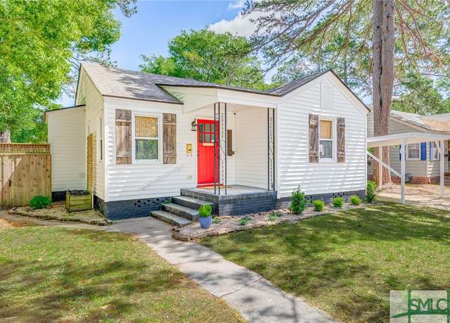 Property at 2220 E 38th St, Savannah, GA 31404, 3 beds, 1.5 baths