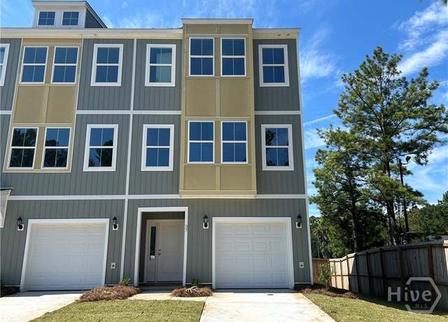 Property at 37 Towne Park Ct, Rincon, GA 31326, 3 beds, 2.5 baths