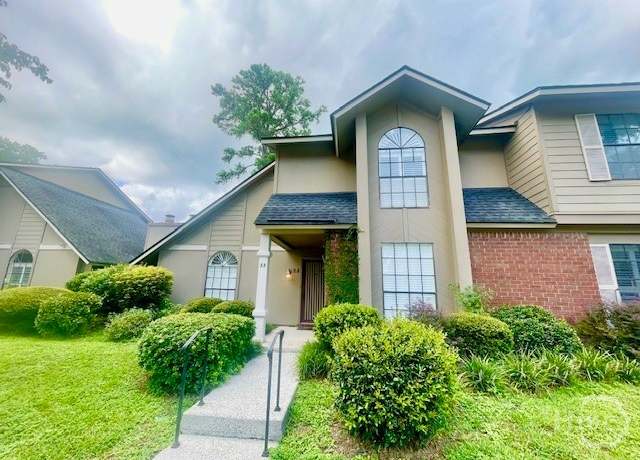 Property at 459 Mall Blvd #33, Savannah, GA 31406, 3 beds, 3 baths