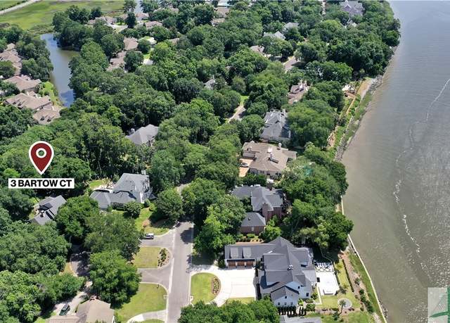 Property at 3 Bartow Ct, Savannah, GA 31404, 3 beds, 2.5 baths