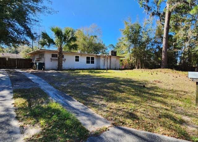 Property at 2223 Armstrong Dr, Savannah, GA 31404, 3 beds, 1.5 baths