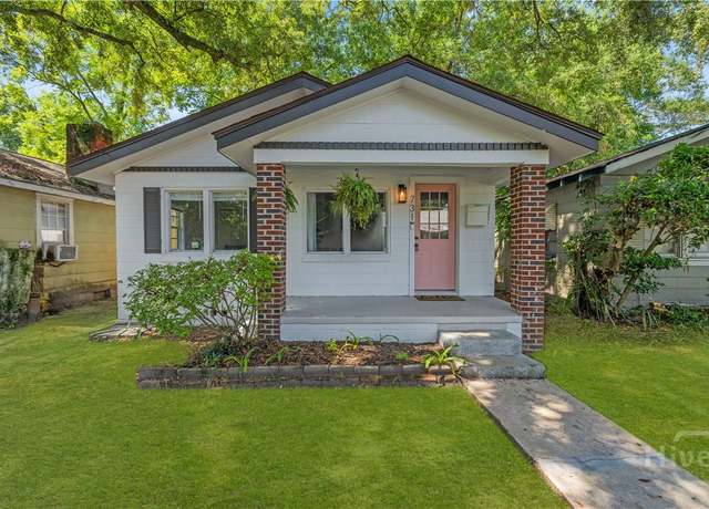 Property at 731 E 34th St, Savannah, GA 31401, 2 beds, 1 bath