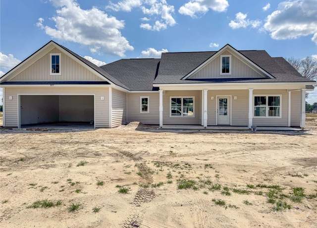 Property at 907 Stone St, Midway, GA 31320, 4 beds, 2.5 baths