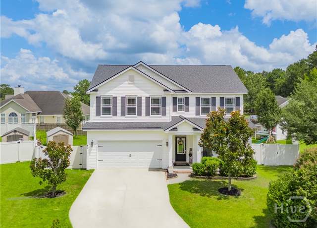 Property at 40 Bush Ct, Richmond Hill, GA 31324, 4 beds, 2.5 baths