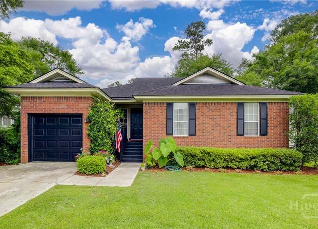 Property at 19 S Lake Dr, Savannah, GA 31410, 3 beds, 2 baths