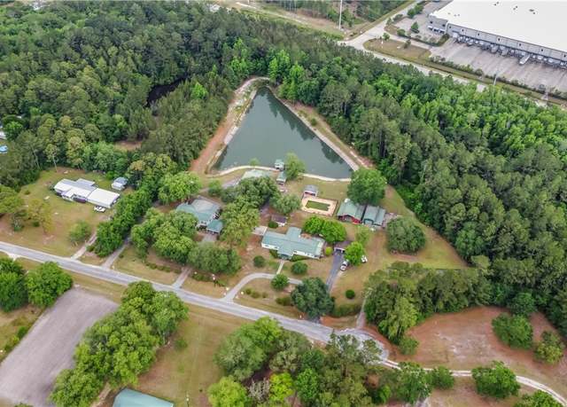 Property at 535 & 565 Deer Run Rd, Ellabell, GA 31308, 3 beds, 2 baths