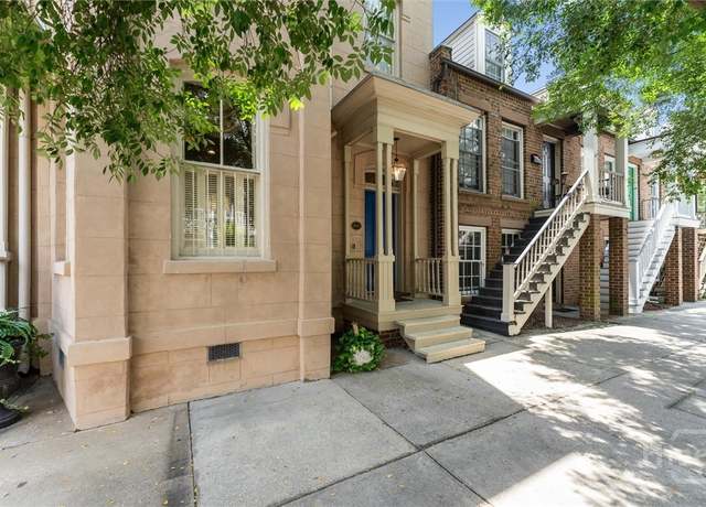 Property at 507 E Broughton St, Savannah, GA 31401, 3 beds, 2.5 baths