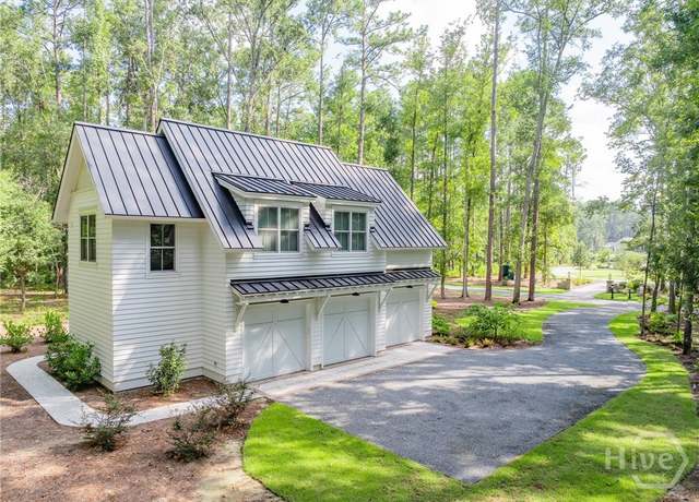 Property at 220 Belted Kingfisher Ln, Richmond Hill, GA 31324, 2 beds, 2 baths