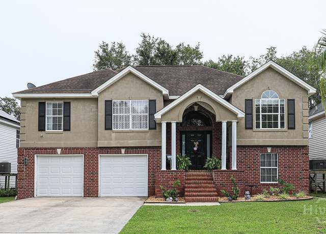 Property at 111 Runner Rd, Savannah, GA 31410, 5 beds, 3 baths