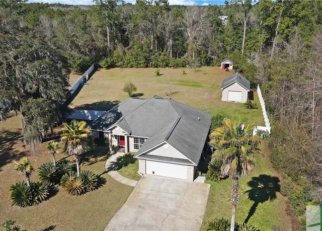 Property at 1155 Sapelo Cir SE, Darien, GA 31305, 3 beds, 2 baths