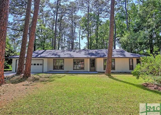 Property at 203 Quarterman Dr, Savannah, GA 31410, 3 beds, 2 baths