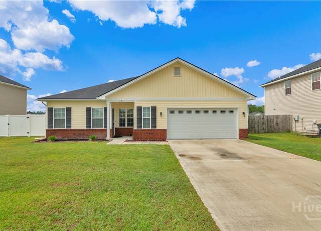Property at 673 Burke Dr, Hinesville, GA 31313, 3 beds, 2 baths