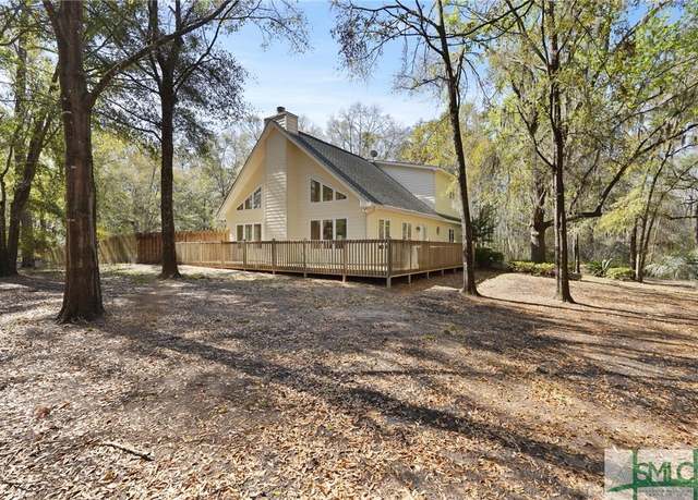 Property at 725 Fort Argyle Rd, Savannah, GA 31419, 3 beds, 2 baths