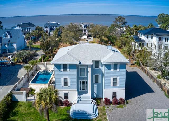 Property at 1111 B Bay St, Tybee Island, GA 31328, 4 beds, 4 baths