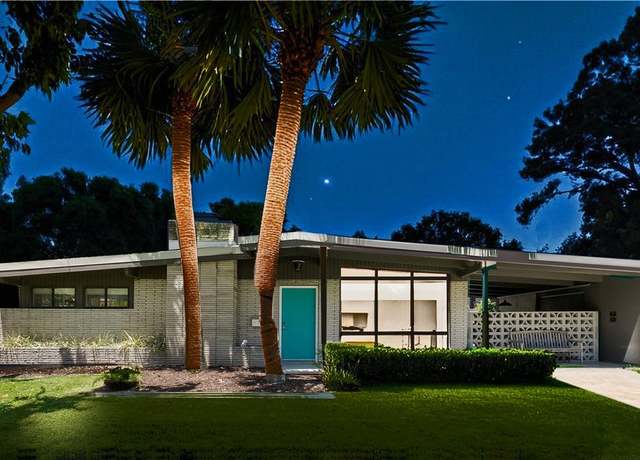 Property at 5507 Woodland Dr, Savannah, GA 31406, 3 beds, 2 baths