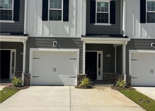 Property at 191 Lusk Ln, Pooler, GA 31322, 3 beds, 2.5 baths