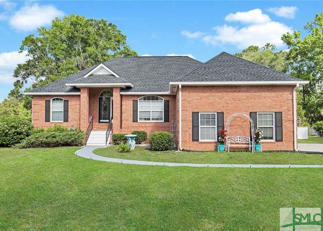 Property at 948 Sterling Rd, Richmond Hill, GA 31324, 3 beds, 2 baths