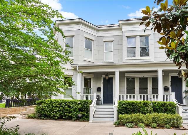 Property at 316 E Hall St, Savannah, GA 31401, 3 beds, 2.5 baths