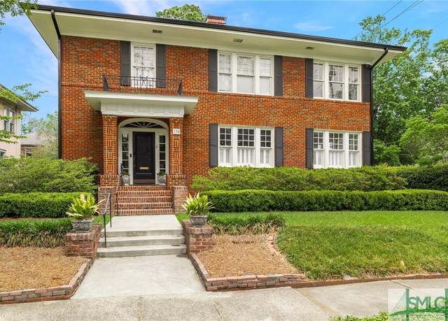 Property at 138 E 50th St, Savannah, GA 31405, 6 beds, 4 baths