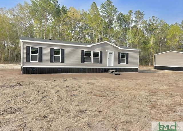 Property at 64 Hiram Ray Rd, Hinesville, GA 31313, 6 beds, 5.5 baths