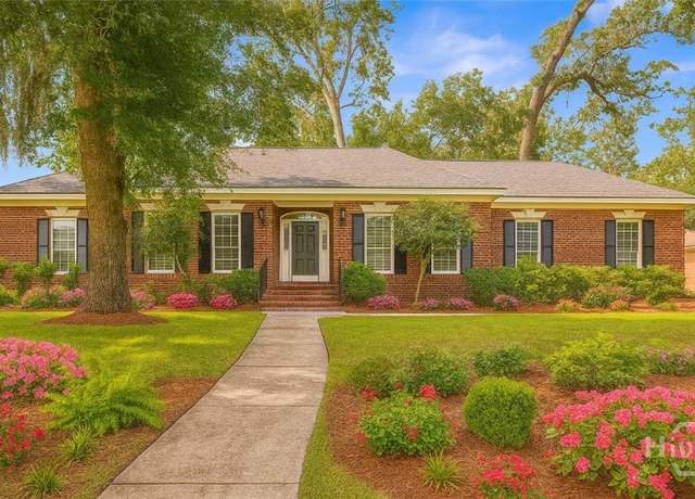 Property at 2 Dalry Ln, Savannah, GA 31419, 3 beds, 2.5 baths