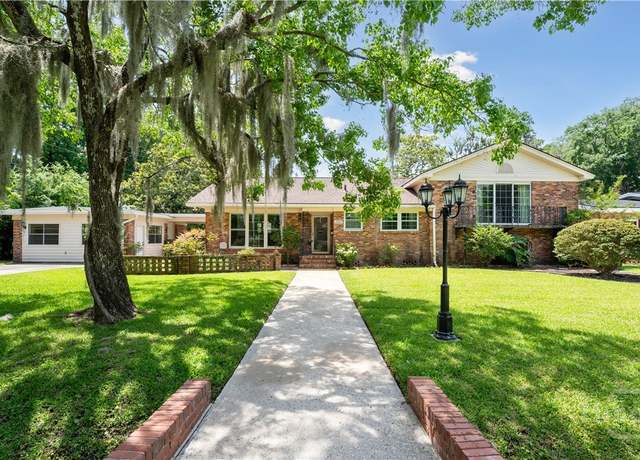 Property at 1525 Whitney Rd, Savannah, GA 31406, 4 beds, 3.5 baths