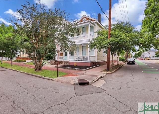 Property at 420 E Bolton St, Savannah, GA 31401, 6 beds, 4 baths