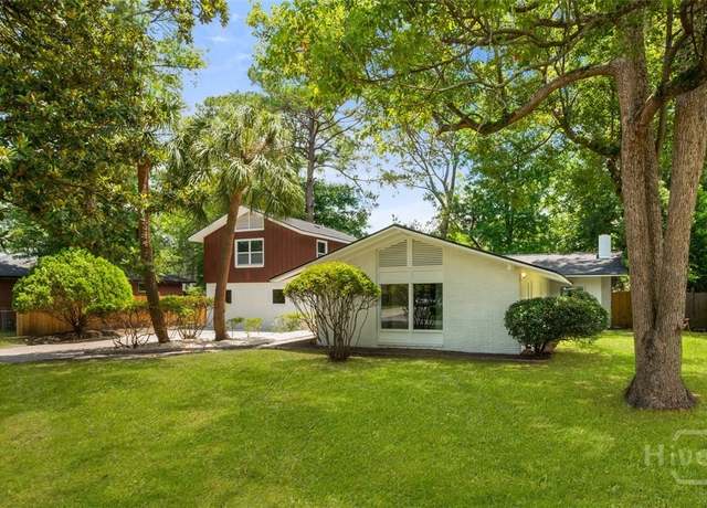 Property at 4750 Sylvan Dr, Savannah, GA 31405, 4 beds, 3.5 baths