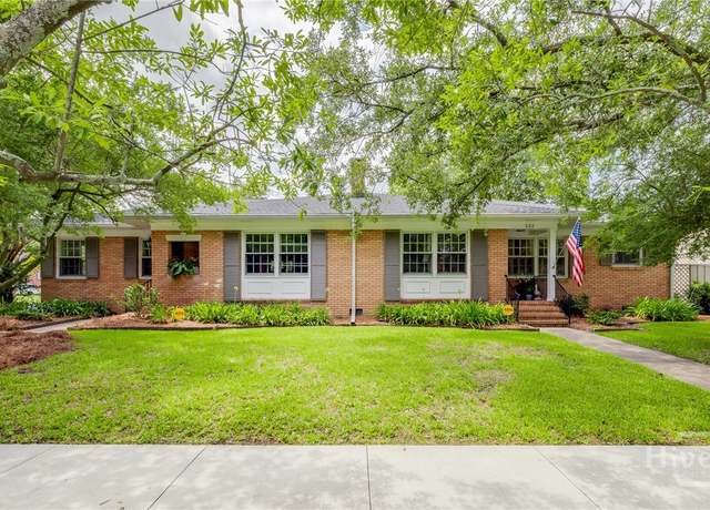 Property at 533-535 E 52nd St, Savannah, GA 31405, 4 beds, 2 baths