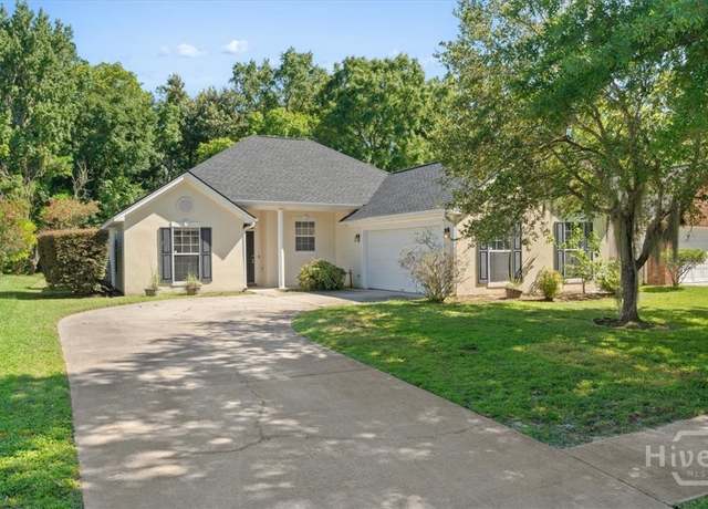 Property at 206 Shady Oak Cir, Richmond Hill, GA 31324, 3 beds, 2 baths