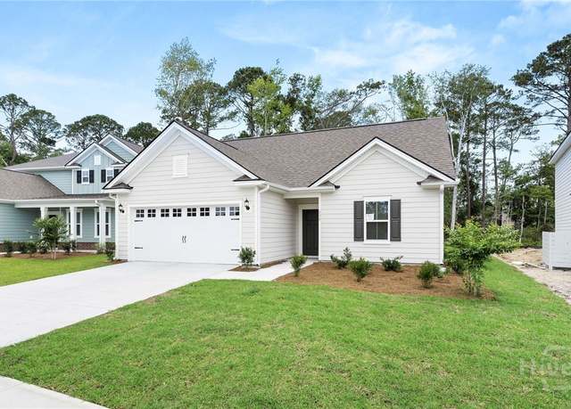 Property at 236 Monterey Loop, Richmond Hill, GA 31324, 3 beds, 2 baths