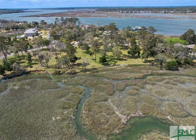 Property at 2 The Pt, Savannah, GA 31411