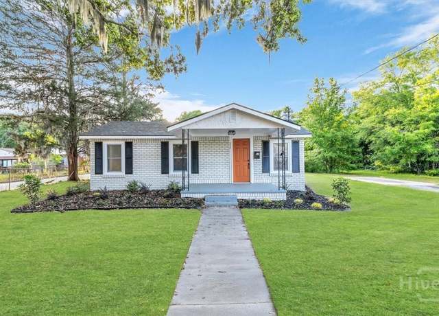 Property at 3330 Hazel St, Savannah, GA 31404, 2 beds, 1.5 baths