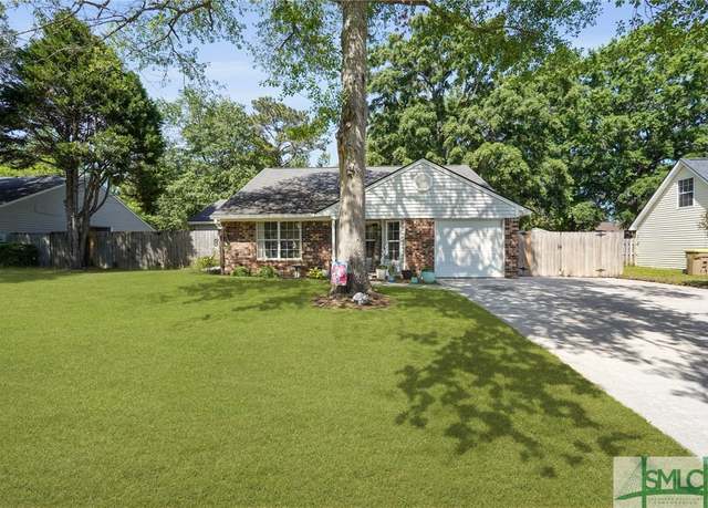 Property at 121 Pelican Ln, Richmond Hill, GA 31324, 3 beds, 2 baths